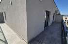 Proprietar, vand apartament de 3 camere.