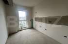 Apartament 3 camere, 84 mp, zona Soarelui - 4