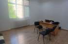 Universitate Cladire de Birouri 10 Euro/mp