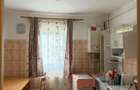 Inchiriez apartament 2 camere zona centrala - 3