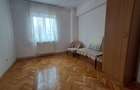 Proprietar,vinde Ultracentral apartament superb,luminos și spațios cu 4 camere,a - 12