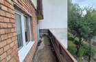 Apartament cu   3 camere  decomandat zona Piata Zorilor  etaj 1 - 9