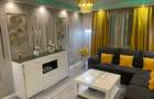 Apartament cu 3 camere decomandat în Central - 3