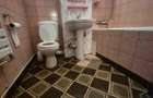 Apartament 2 camere in Onesti, zona de sus, etaj 4/9.