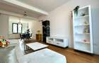 Apartament cu 3 camere *prima inchirere* //loc de parcare/ zona Herast