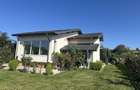 Casa / Vila cu 7 camere de vanzare Izvoare - 8