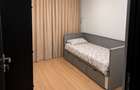 Apartament cu 3 camere semidecomandat în Dorobanți