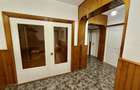 Inchiriez apartament central , 3 camere , 2 bai, decomandat - 7