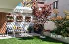 Apartament unic cu gradina exclusiva | 4 camere, 4 bai | 297mpc