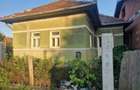 Vand casa la rosu in Sic ideal azil batrani - 2