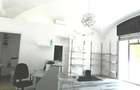 Spatiu comercial renovat cu vitrina - Ultracentral - 3