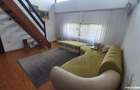 Apartament pe doua nivele cu scara interioara - 1