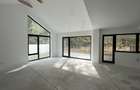VILA / CORBEANCA / LAGUNA ALBASTRA / LANGA PADURE - 16