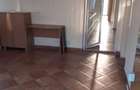 Proprietar vand vila 8 camere Cal.Aradului 450mp utili la 10 min de Mall pretabil clinical