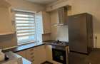 Inchiriez apartament cu 2 camare - 1
