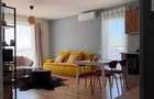 De inchiriat Apartament 3 camere | Floresti, zona Eroilor (blocurile albe) - 1