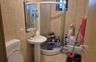 Apartament 2 camere decomandat etaj 2 Cetate 2 balcoane 62 mp.