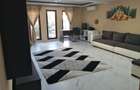 Casa 180 mp + curte 260 mp - 1