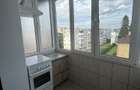 Inchiriez apartament decomandat - 3