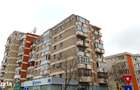 Apartament 4 camere in Micalaca 300 / la Supeco