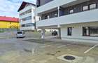 DE INCHIRIAT - 2 CAMERE, PARTER, LOC DE PARCARE INCLUS - 6