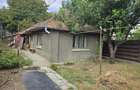 Casa veche 90 mp si teren 267 mp Iasi Tg Cucu P Fier Vile - 2