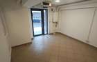 HUSI Spatiu comercial 18 mp de inchiriat - 1