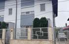 Casă cu 3 camere în Central