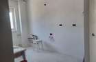 Vand apartament 3 camere, negociabil.