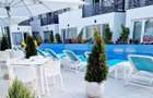 Pensiune cu piscina si terasa, de vanzare, 200 m de mare, Mamaia Nord