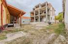 Proprietate si cu potential investitional, 2 imobile, vila 500 mp si casa renova