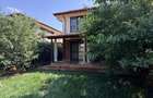 Casa tip duplex 4 camere 3 bai 3 locuri de parcare in Tunari - 4