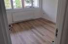 vand apartament cu 3 camere in Reghin - 1
