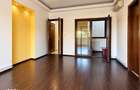 Piata Romana, 3 camere, 69 mp utili, etaj 3, un apartament pe etaj