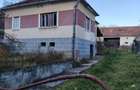 Casa la 12 km de Deva - 6