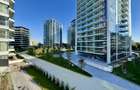 3 camere One Lake Club, piscină si promenadă pe lac