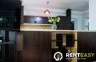 Apartament cu 3 camere situat in zona Podu de Fier - 2