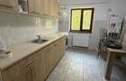 De inchiriat apartament 2 camere etaj 2 zona Progresu