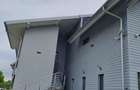Vila + casa & Spatiu comercial - 2