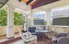 Apartament cu terasa intr-o vila interbelica B-dul Primaverii - 17