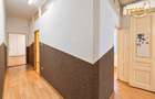 Corp de casa cu farmec autentic,4 camere, parcare,curte,dublu potential,Central,