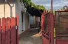 Casa de vanzare, 4 camere, aproape de hale - 2