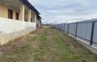 Casa situata in orasul Targu-Carbunesti , Localitatea Flor - 9