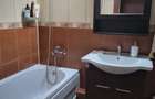 Apartament 2 cam. Tineretului, str. Trestiana- 1 minut de metrou, parc - 12
