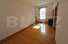 Casa de vanzare, 350 mp, zona Danes
