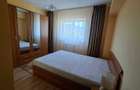 Proprietar, inchiriez ap. 2 camere, decomandat, Calea Buc. 54 mp. - 2