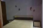 Apartament cu 3 camere,semidecomandat