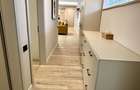 Proprietar, inchiriez ap 3 camere, apartament in vila, Piata Romana - 12