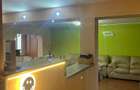 apartament 3 camere decomandat, 2 bai, 2  balcoane,centrala gaz,parcare, 99000 e