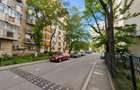 3 Camere | Piata Chirigiu |  | Bloc 1990 | Hol H